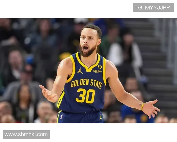 库里传奇时刻！成为勇士史上最年轻突破三分纪录的球员