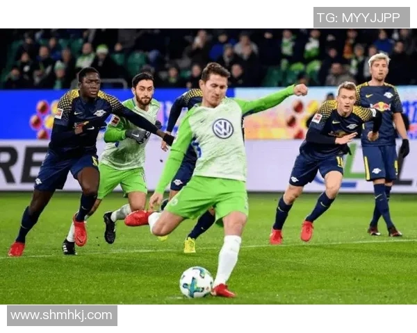 狼堡主帅敦促球队保持专注,不可掉以轻心 狼堡主帅敦促球队保持专注,不可掉以轻心