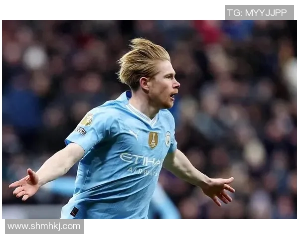 曼城新援脊梁骨折，将缺席数月时间——揭示职业球员背后的艰难与挑战