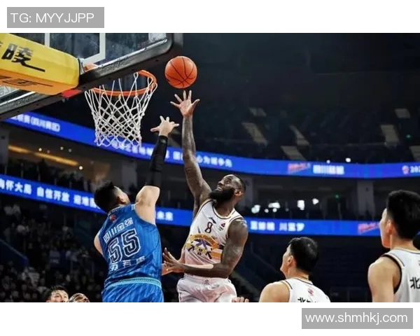 四川金强队新援砍下30分助球队逆转取胜